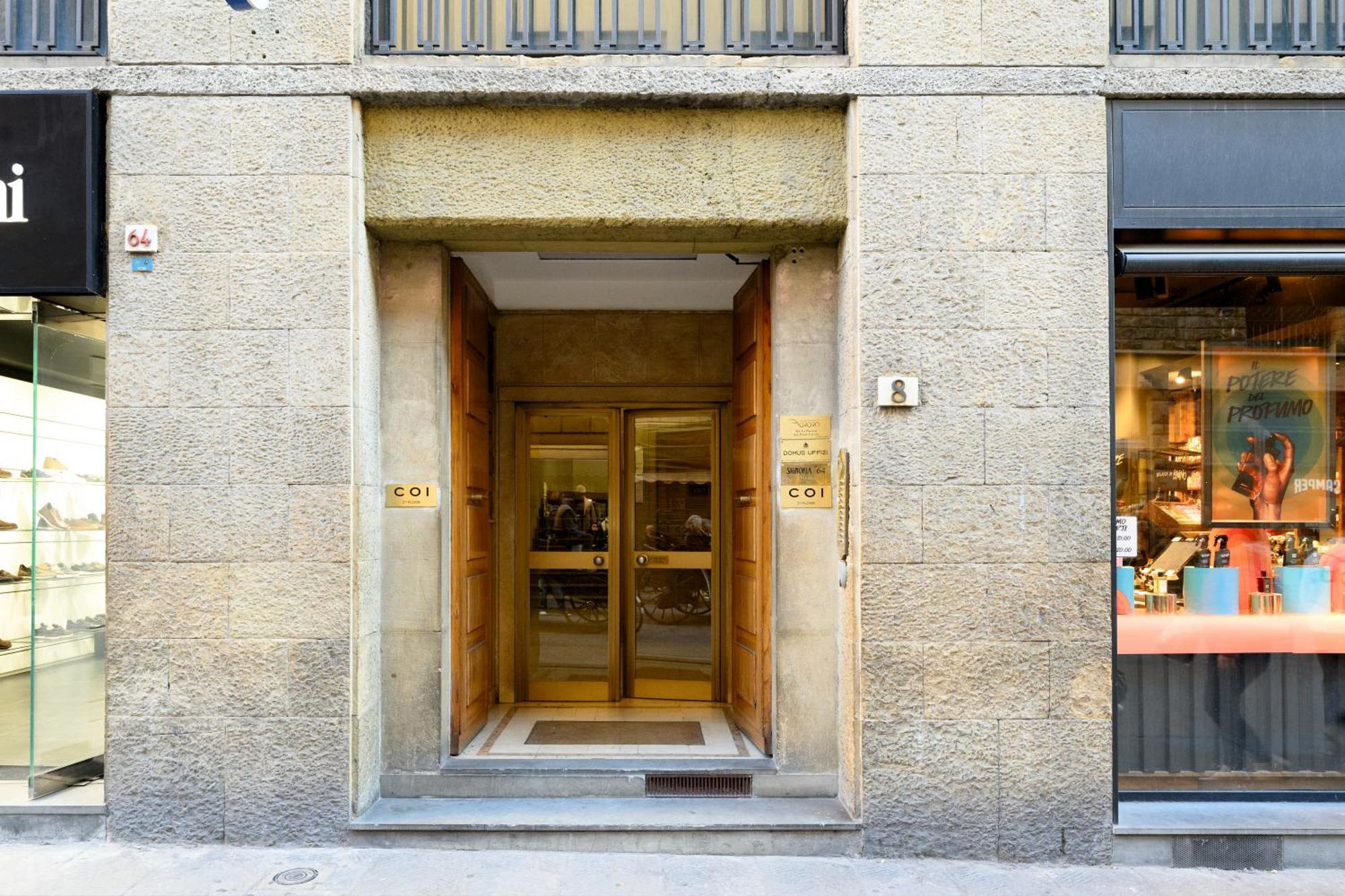 Domus Uffizi Hotel Florence Exterior photo